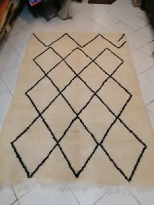 Vitange handmade rug - woven