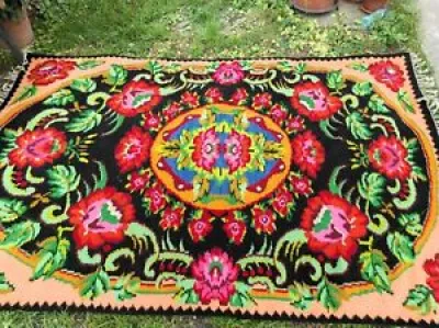 Magnifique tapis roumain - rug