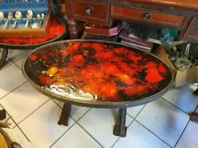 Ancienne table basse - lave