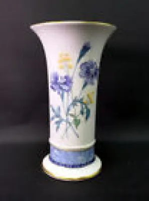 Vase trompette, Alboth