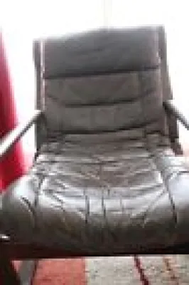 Fauteuil cuir vintage, - armchair