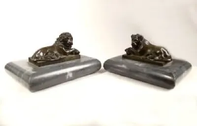 Paire sculptures presse-papiers - lions
