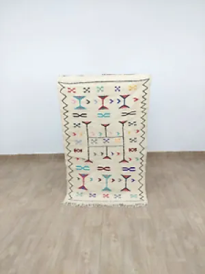 3x5 Moroccan Handmade - embroidered