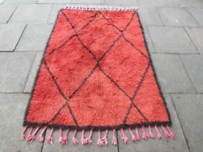 Tapis rouge vintage traditionnel - 192