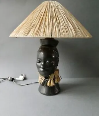 Lampe jeune femme africaine