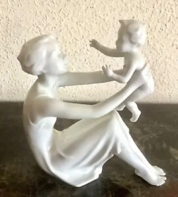 Mère et enfant en porcelaine - kaiser