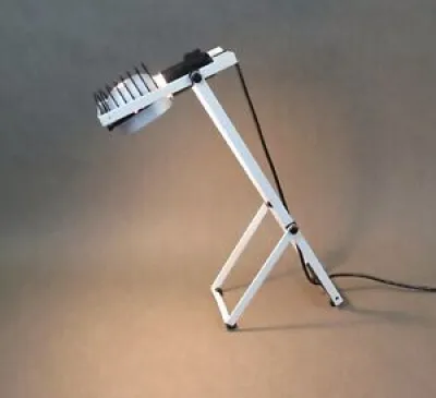 Lampe de table Artemide - ernesto gismondi