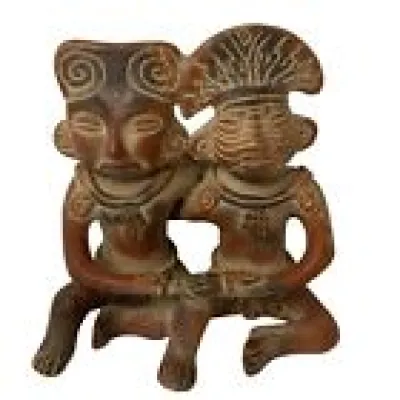 Maya Aztec couple pottery - clay
