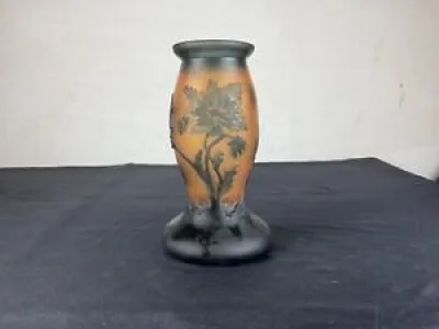 Vase pâte de verre dégagée