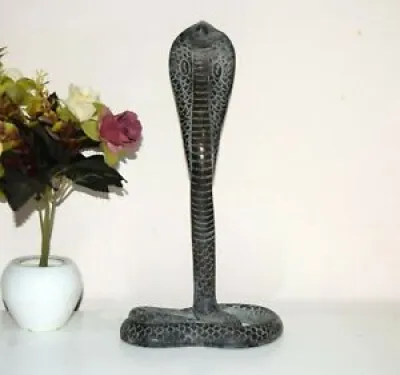 King cobra Serpent Idol