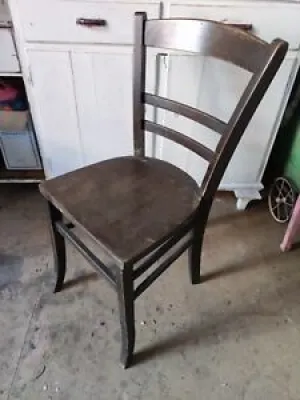 Chaise de brasserie d'avant-guerre