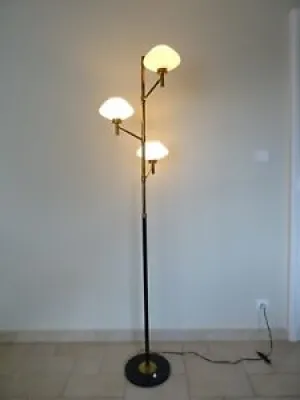 Ancien lampadaire monix