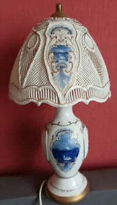 Lampe de table en porcelaine - faite