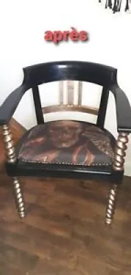 Chaise ancienne en bois