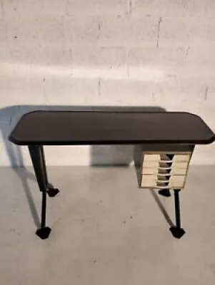Arco Series Typing Desk - olivetti synthesis