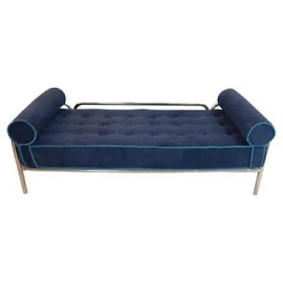 Locus Solus daybed by