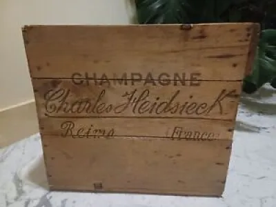 Ancienne caisse vin bois CHAMPAGNE