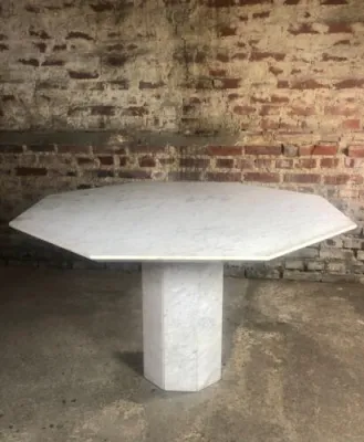 Table octogonale en marbre - carrare