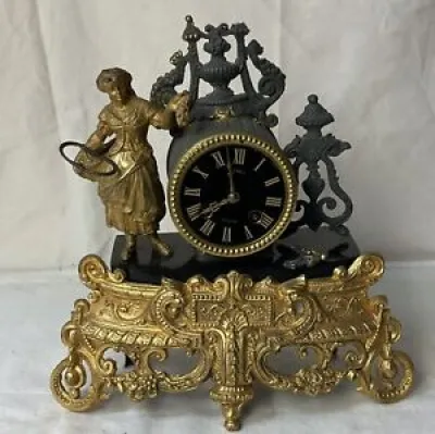 Horloge carillon Pendule