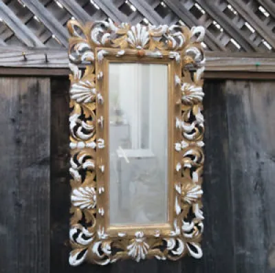Giltwood frame for plaque - rococo