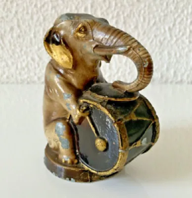 Ancienne tirelire metal - elephant