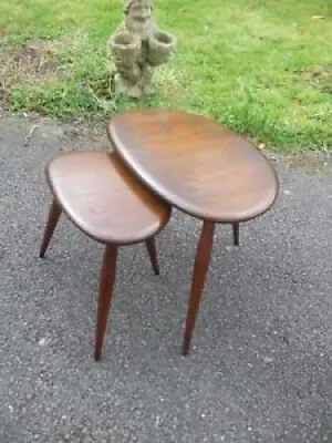 1 x table vintage ercol