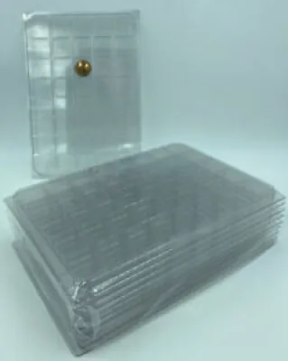 LOT 50 BOX PLATEAUX cases