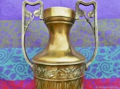 Vase ancien Cygnes laiton Antique brass Swans vase