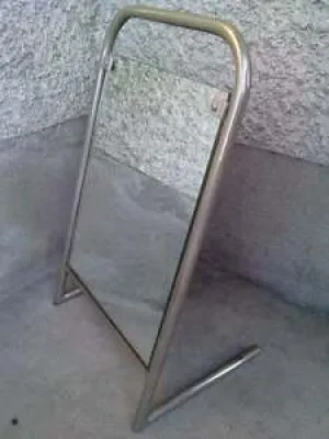 Miroir de table moderniste - mirror
