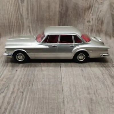 VOITURE BOS-MODELS PLYMOUTH - grey