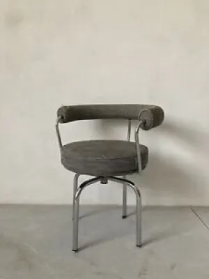 RaRe Cassina Chair Lc7 - corbusier