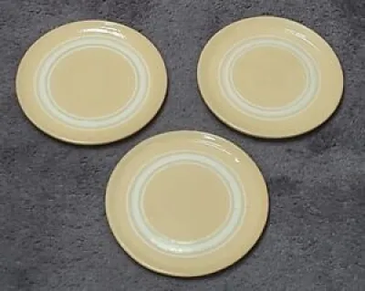 East Knoll Yellow Ware - pattern