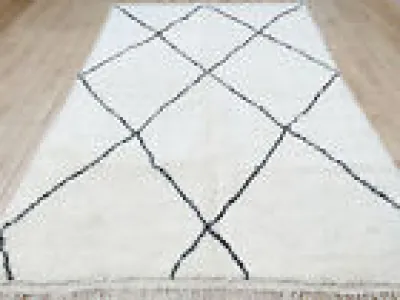 Superbe tapis berbère - ourain 300