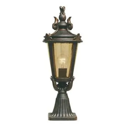 Lampe de jardin en bronze - bishop