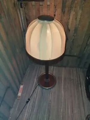 Ancien lampadaire veb
