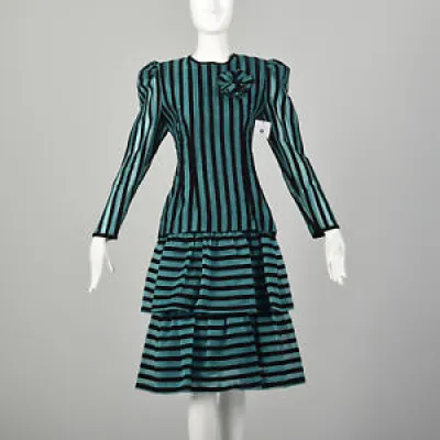 Medium 1980s Set Green - striped