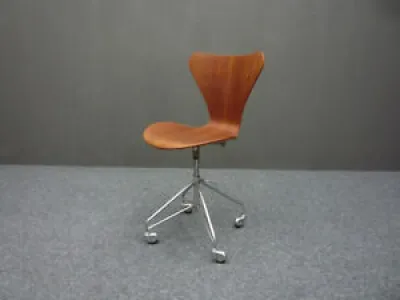 Chaise de bureau en teck - 1964