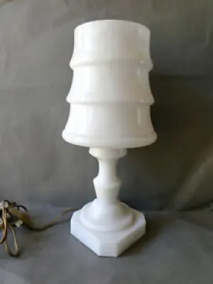 Lampe graphique en marbre