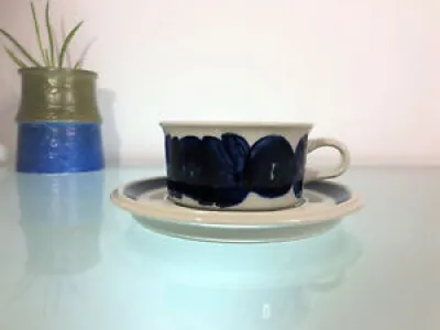 Arabia Anemone Tea Cup - ulla procope