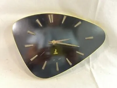 Magnifique Horloge pendule - triangulaire