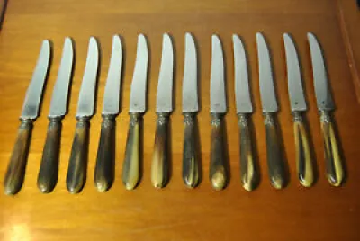 Lot 12 couteaux table - manche corne