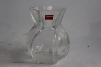 BACCARAT Vase cristal - corolle