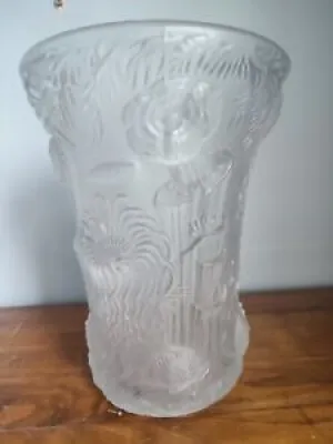 Grand vase style Art