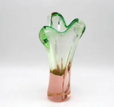 Vase en verre vintage - hospodka chribska sklarna