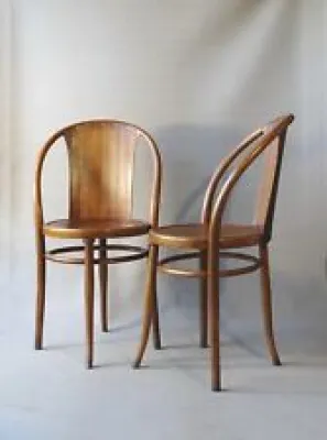 Deux chaises/Fauteuils