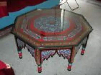 Table de salon octogonale - peints