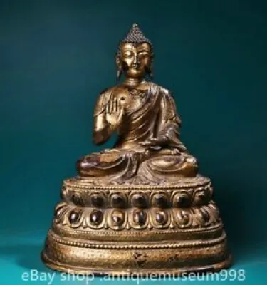 9.2 vieux Bouddha bouddhique