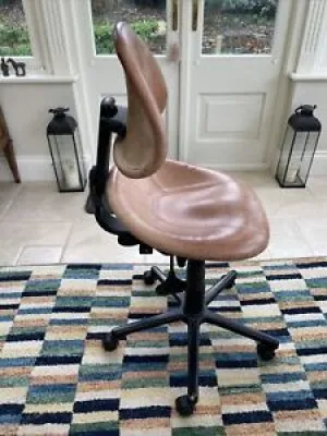 Chaise de bureau ergonomique - bruno mathsson
