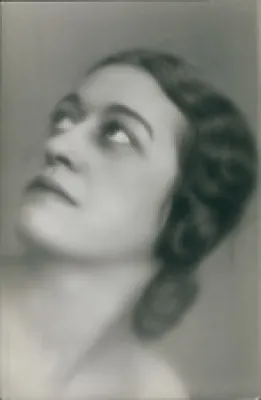 Actrice Henriette Barreau, ca.1930,