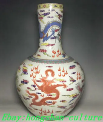 Vase totem à cinq dragons